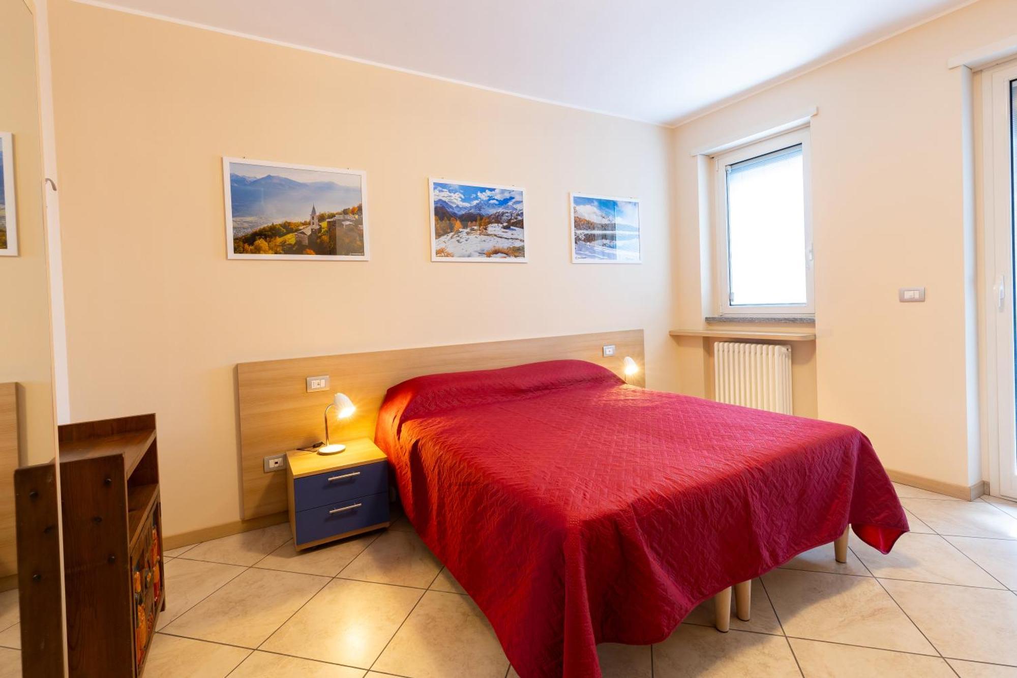 Appartamento Residenza IL CASTELLO Sondrio Esterno foto