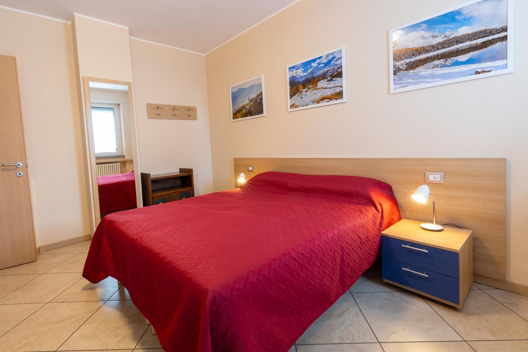 Appartamento Residenza IL CASTELLO Sondrio Esterno foto