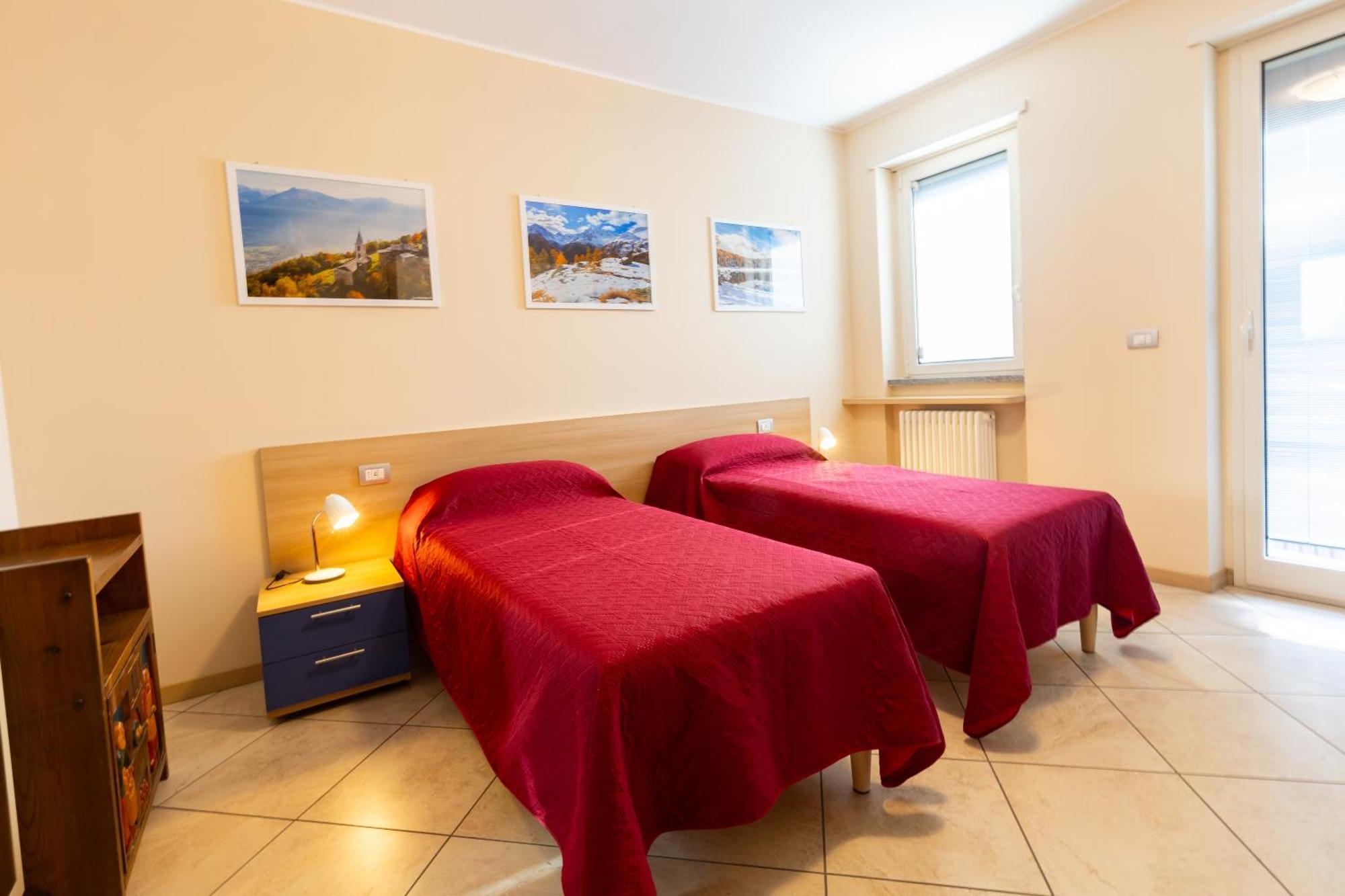 Appartamento Residenza IL CASTELLO Sondrio Esterno foto