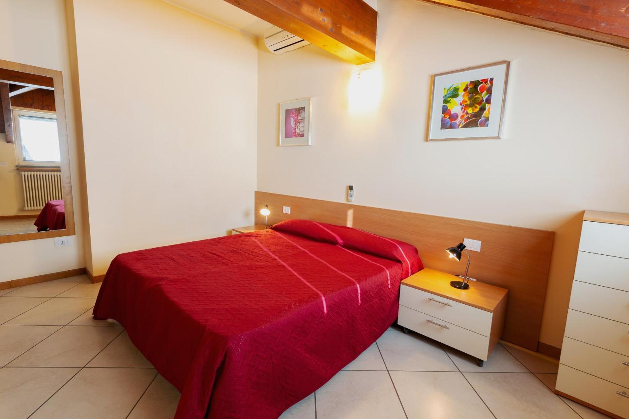 Appartamento Residenza IL CASTELLO Sondrio Camera foto
